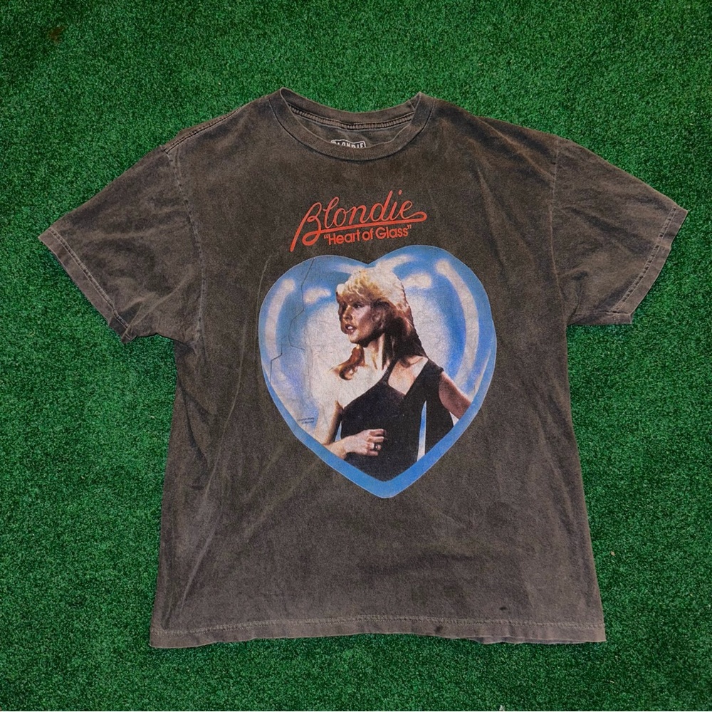 BLONDIE iconic heart of glass Tee